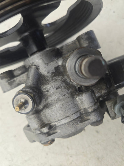 2003-2007 Volvo V40 1.8 Petrol Power Steering Pump B4184SM Genuine — VS Breakers