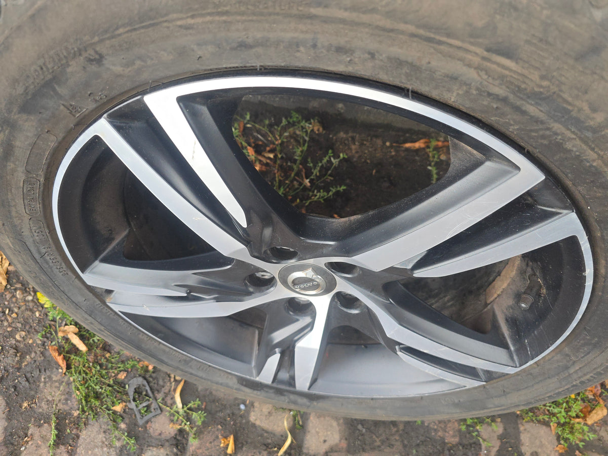 2018-2026 Volvo XC60 II Diamond Cut Alloy Wheel 31423931 19" 7.5J 5x108 ET50.5 B4 Diesel