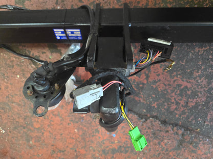 2018-2026 Volvo XC60 II Detachable Towbar Tow Hitch 67007005 TVOLV11VK Genuine OEM