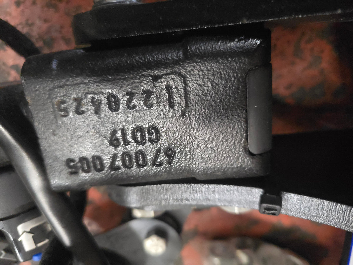 2018-2026 Volvo XC60 II Detachable Towbar Tow Hitch 67007005 TVOLV11VK Genuine OEM