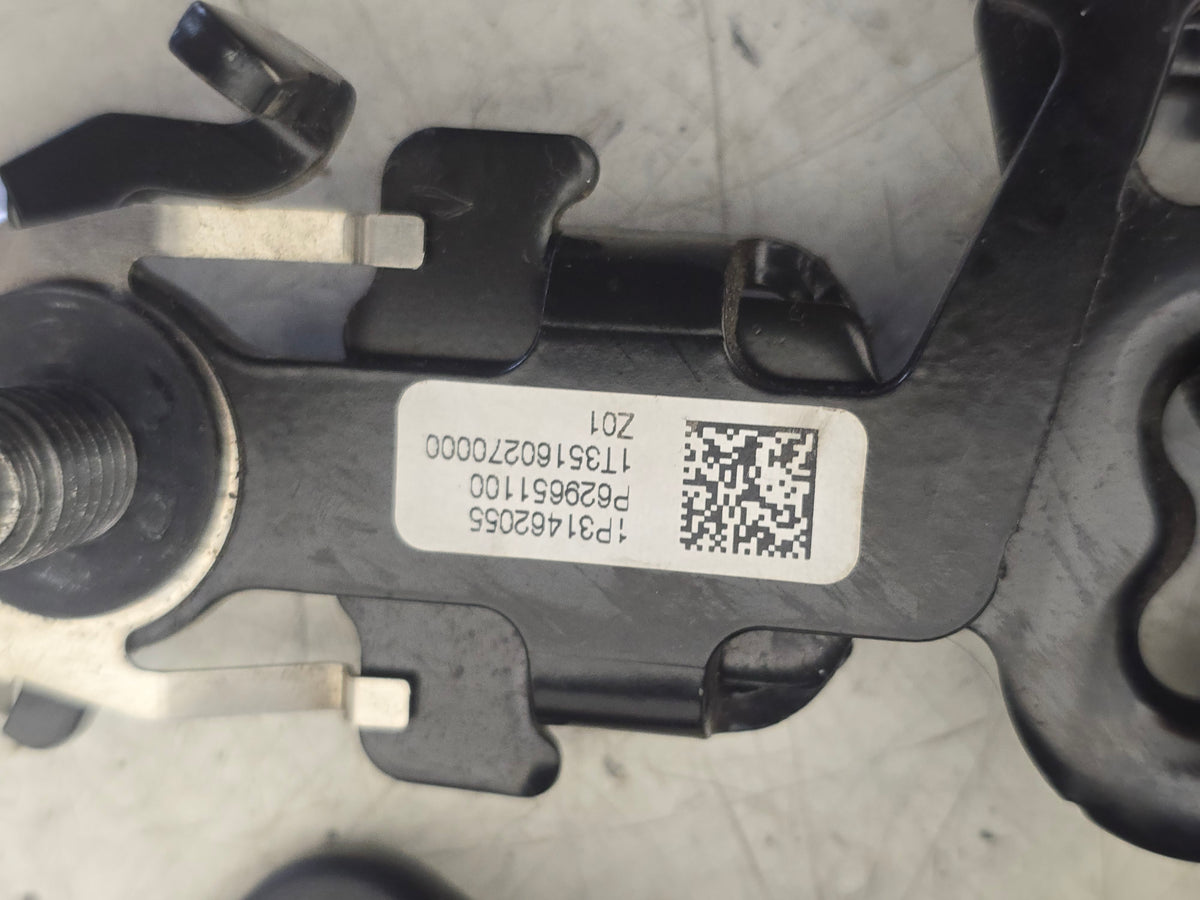 39844548 Volvo XC90 II Front Right Driver Seat Belt 2015-2030 Genuine — VS Breakers Nottingham