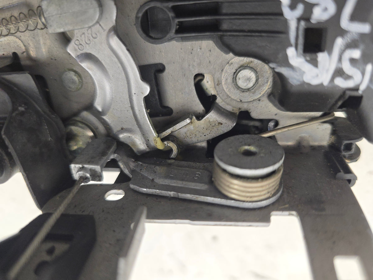 Volvo V40 Hatchback Left Rear Door Lock Actuator 31440393 2012-2019 Genuine Diesel
