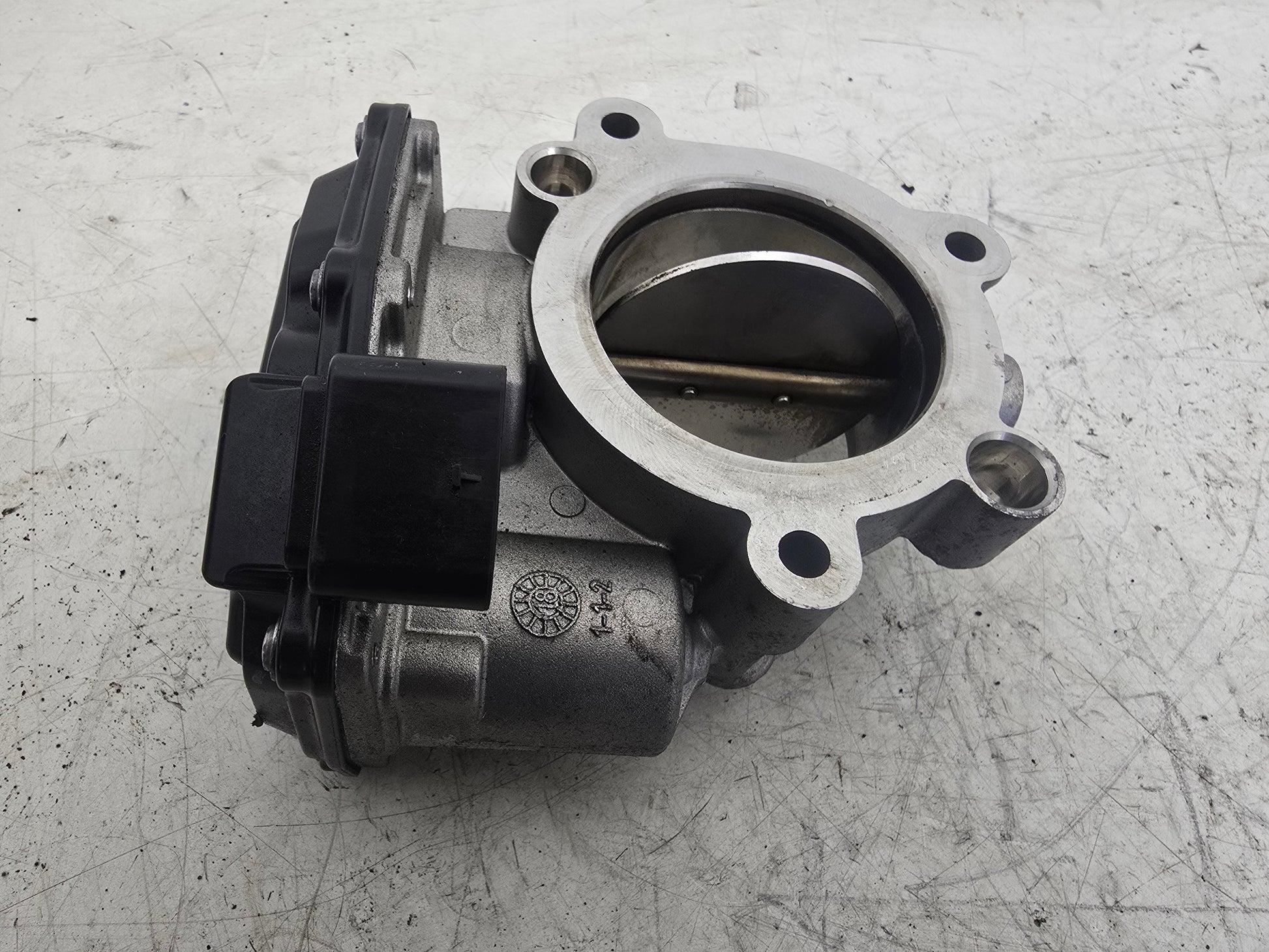 32223833 Throttle Body Volvo XC60 B4 Mild Hybrid 2017-2026 Genuine | VS Breakers