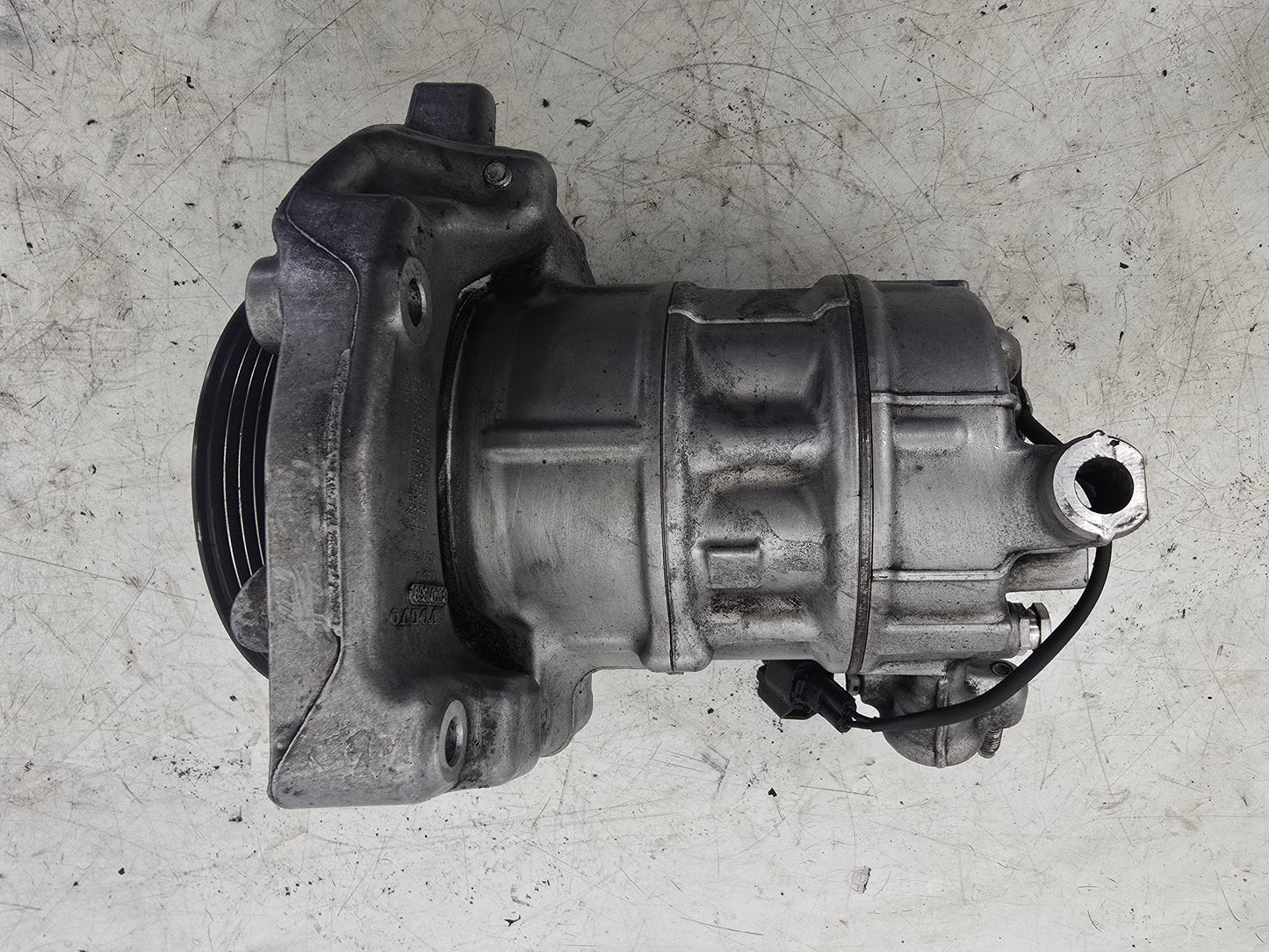 2015-2019 Volvo V40 2.0D A/C Air Con Compressor 31469966 | VS Breakers Nottingham