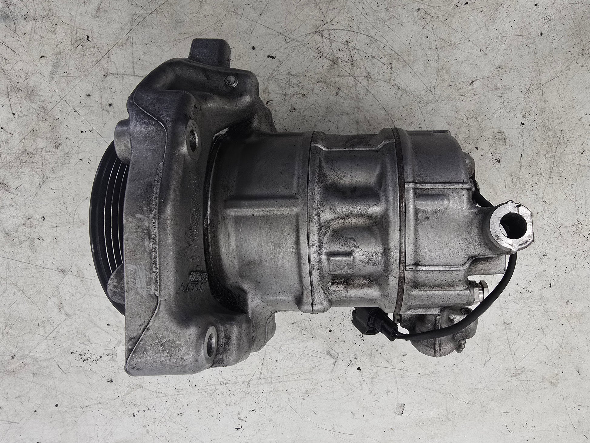 2015-2019 Volvo V40 2.0D A/C Air Con Compressor 31469966 | VS Breakers Nottingham