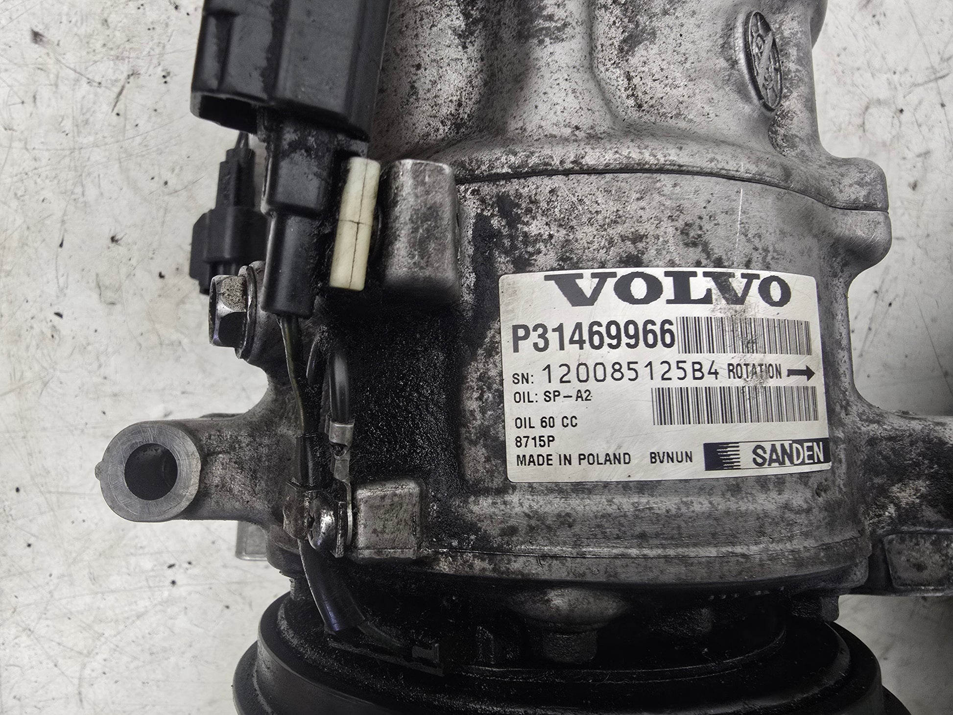 2015-2019 Volvo V40 2.0D A/C Air Con Compressor 31469966 | VS Breakers Nottingham