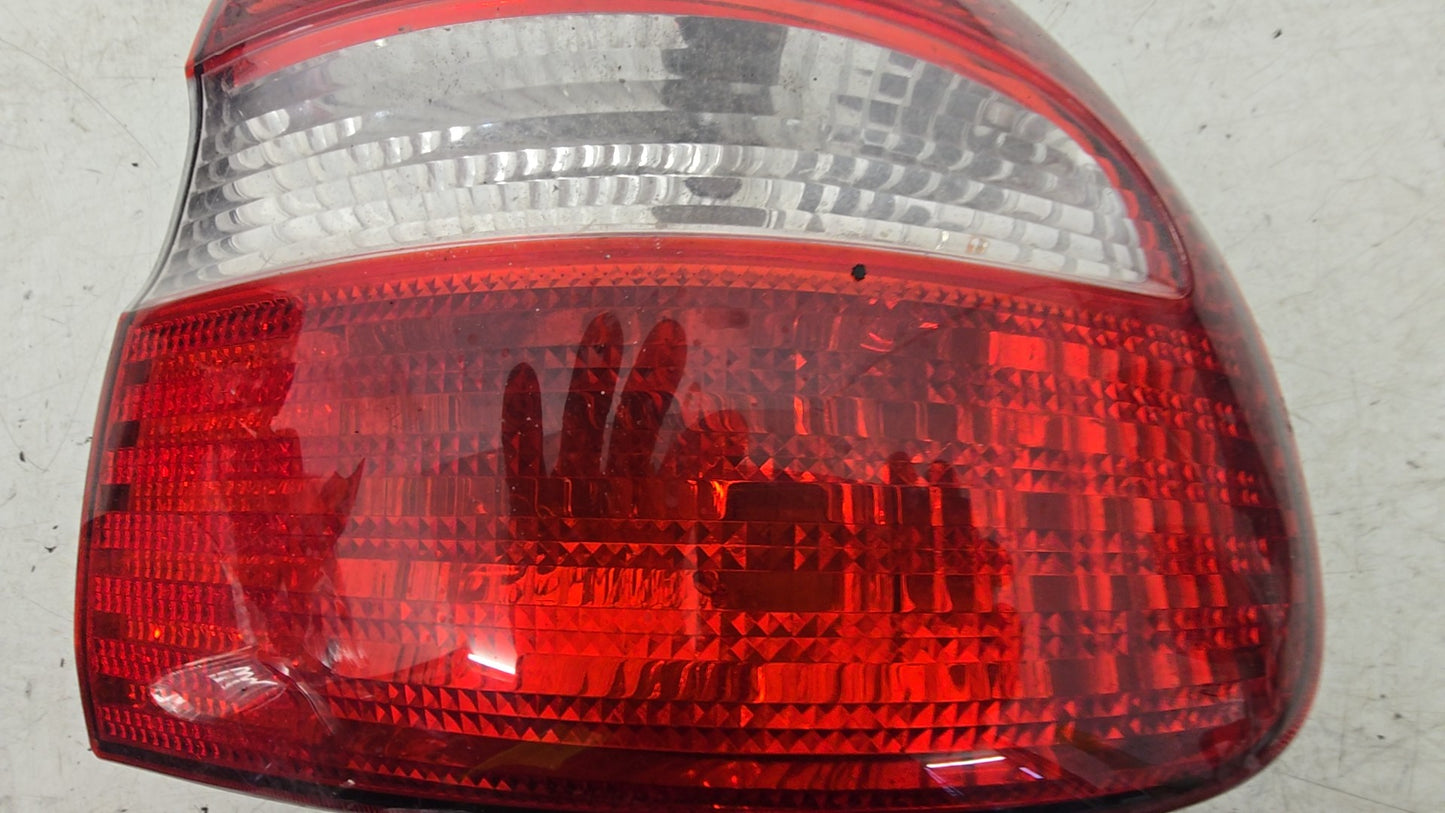 30621888 Volvo V40 Estate Rear Right Driver Side Light Assembly 2000-2004 Genuine