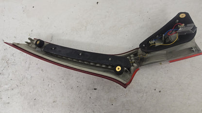 31265458 Volvo XC70 Rear Right Tailgate Light Assembly 2007-2013 — VS Breakers