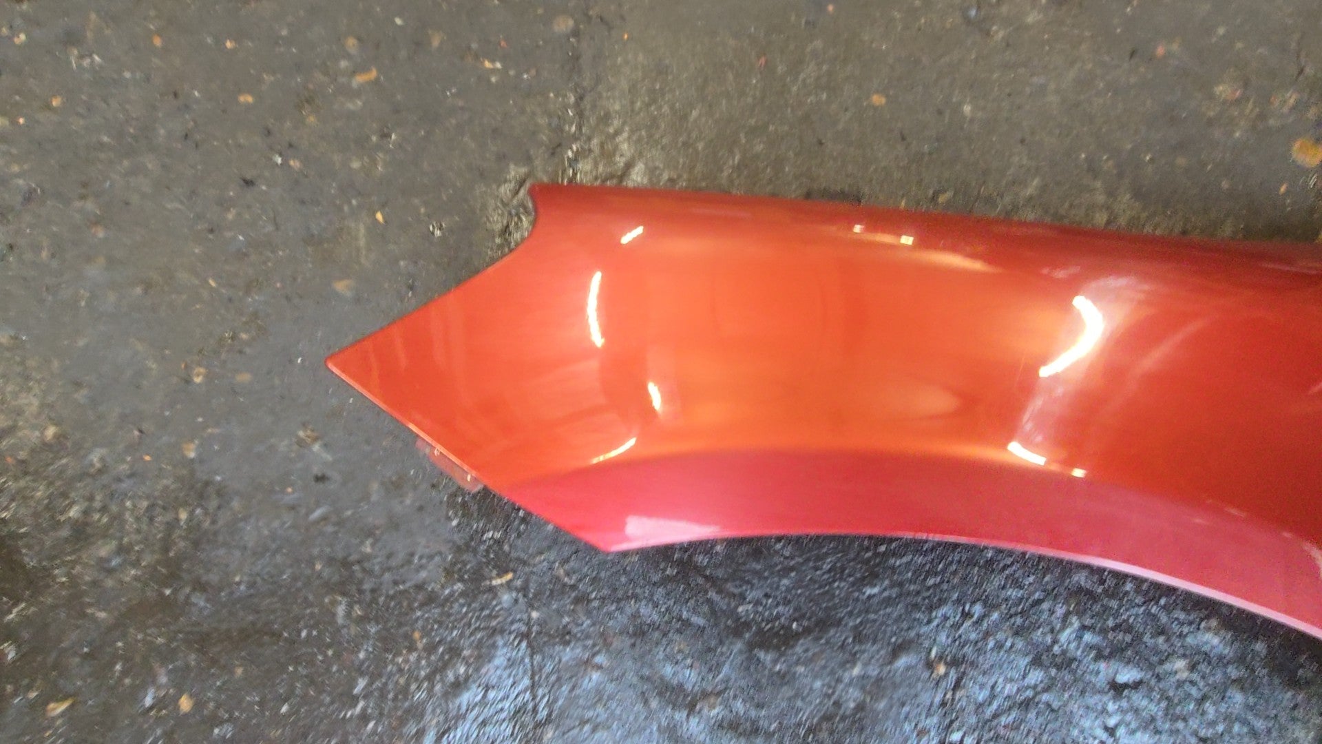 VOLVO XC60 Left Wing — photo 4