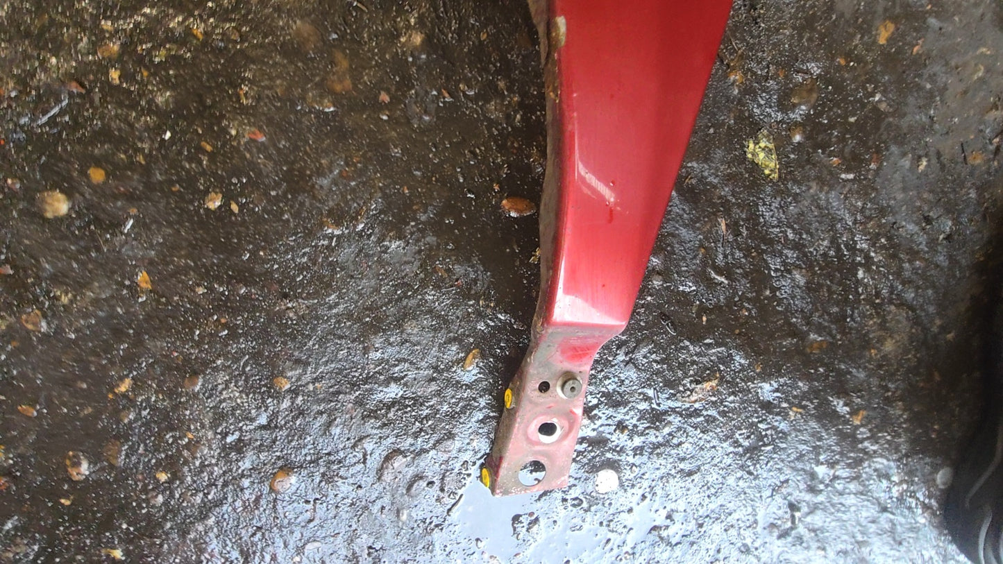 VOLVO XC60 Left Wing — photo 5