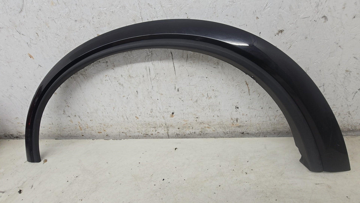 30779577 Volvo XC90 Front Left Passenger Wheel Arch Trim 2006-2015 — VS Breakers Nottingham
