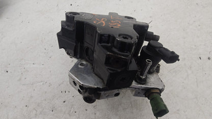 2006-2010 Volvo V50 D5 High Pressure Fuel Pump 0445010111 2400cc Diesel D5244T