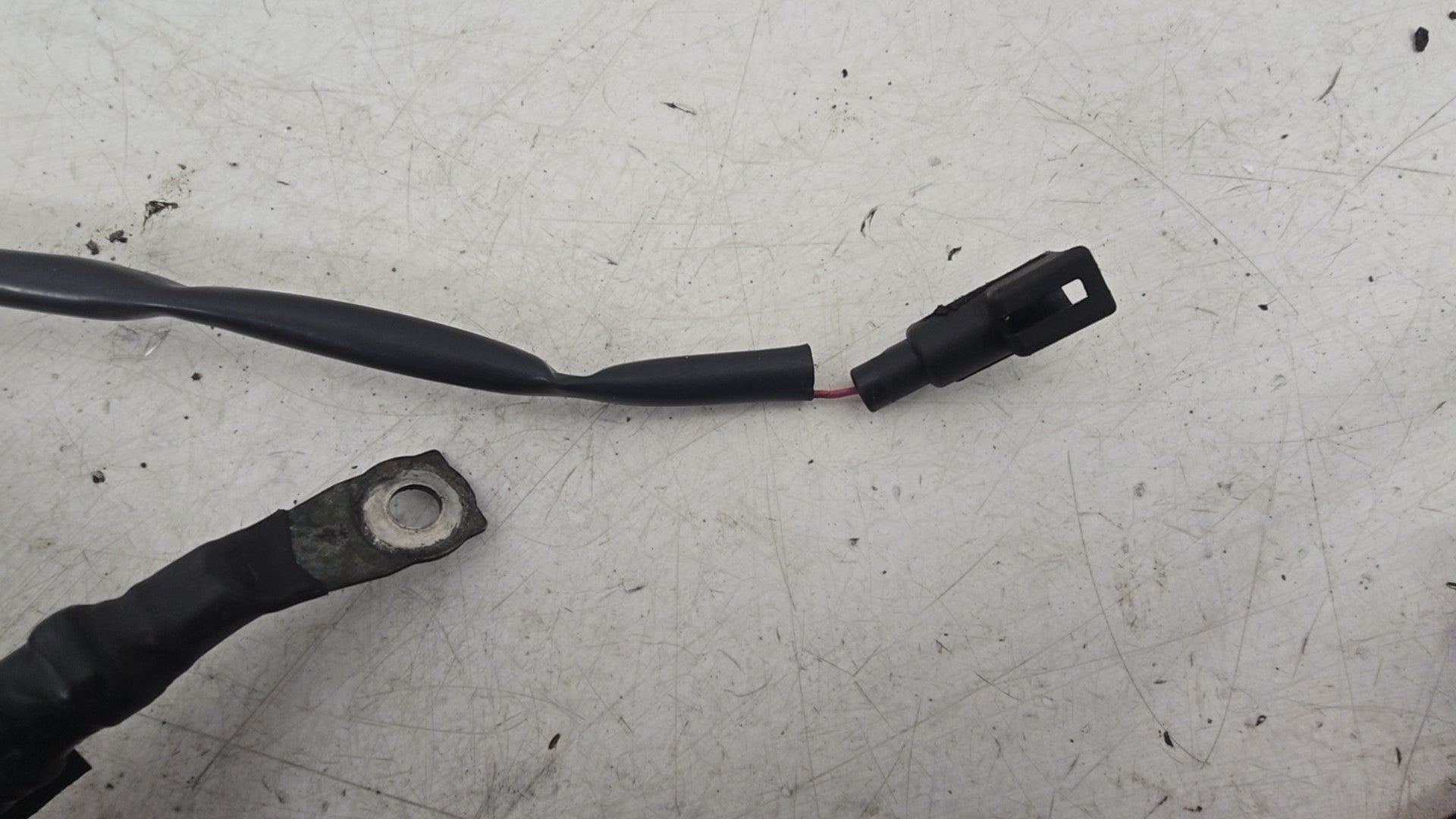 2014-2016 Volvo V70 III D3 Fused Positive Battery Cable 31473646 — Genuine OEM