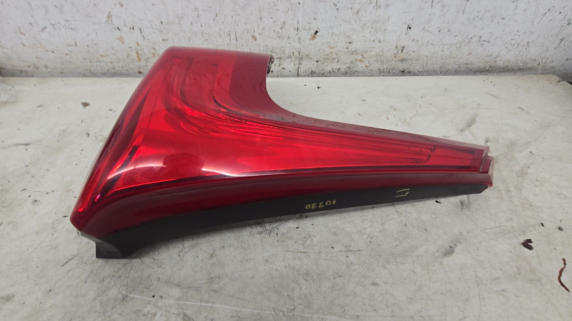 31395844 Volvo V40 2012-2019 Rear Left Passenger Light Assembly Genuine OEM