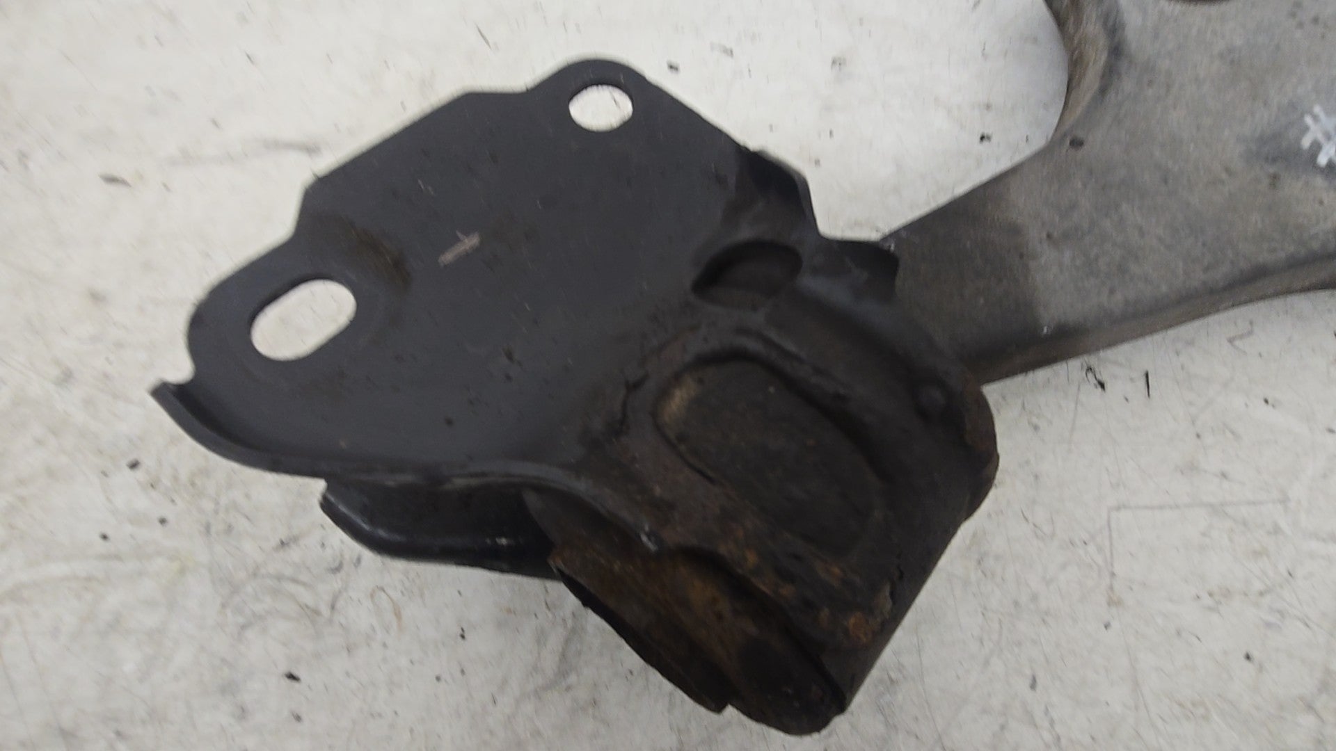 31429320 Volvo V60 Front Right Lower Control Arm 2010-2018 Genuine D4162T