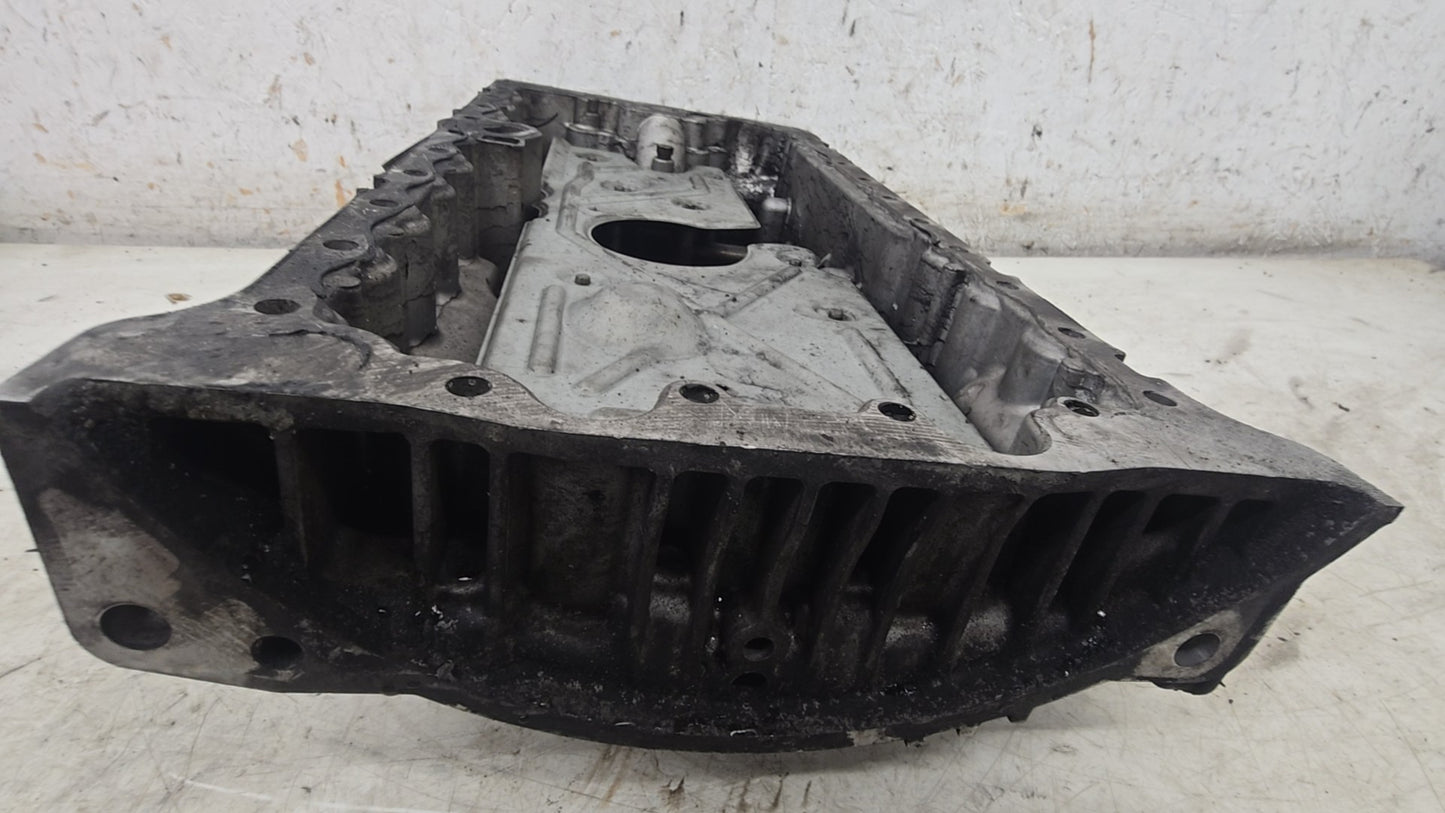 2005-2015 Volvo XC90 2.4 D5 Oil Sump Pan 30713677 Genuine | VS Breakers