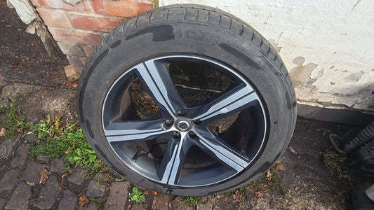 31406714 Genuine Volvo XC90 Diamond Cut Alloy Wheel 275/45 R20 Electric Silver 2015-2030