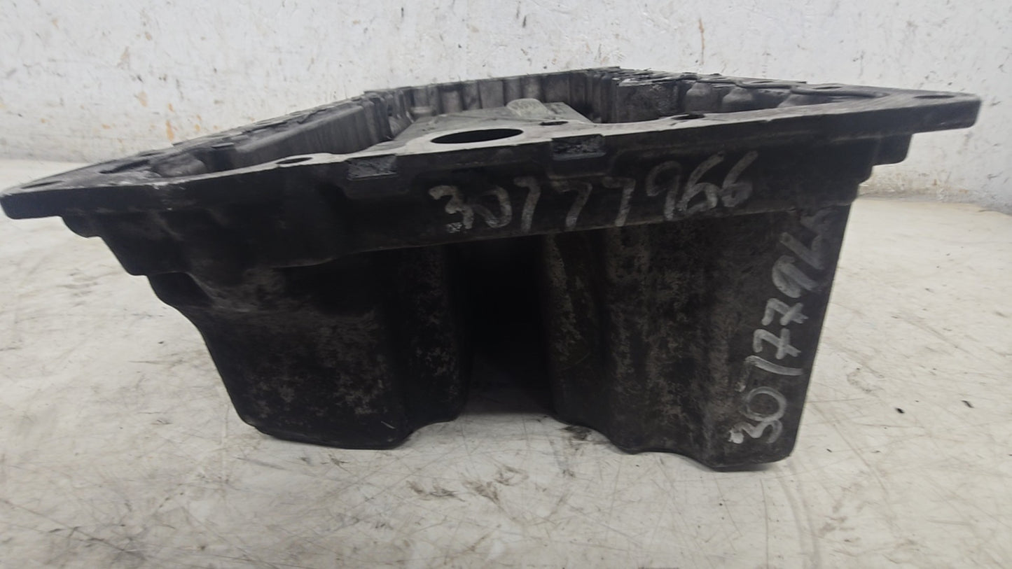 2005-2014 Volvo XC90 S60 V70 XC70 2.4 D5 Oil Sump Pan 30777966 Genuine