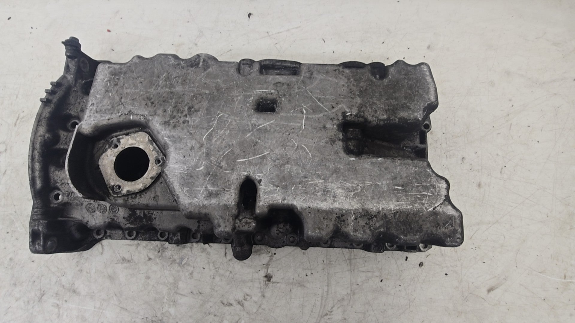 2005-2014 Volvo XC90 S60 V70 XC70 2.4 D5 Oil Sump Pan 30777966 Genuine