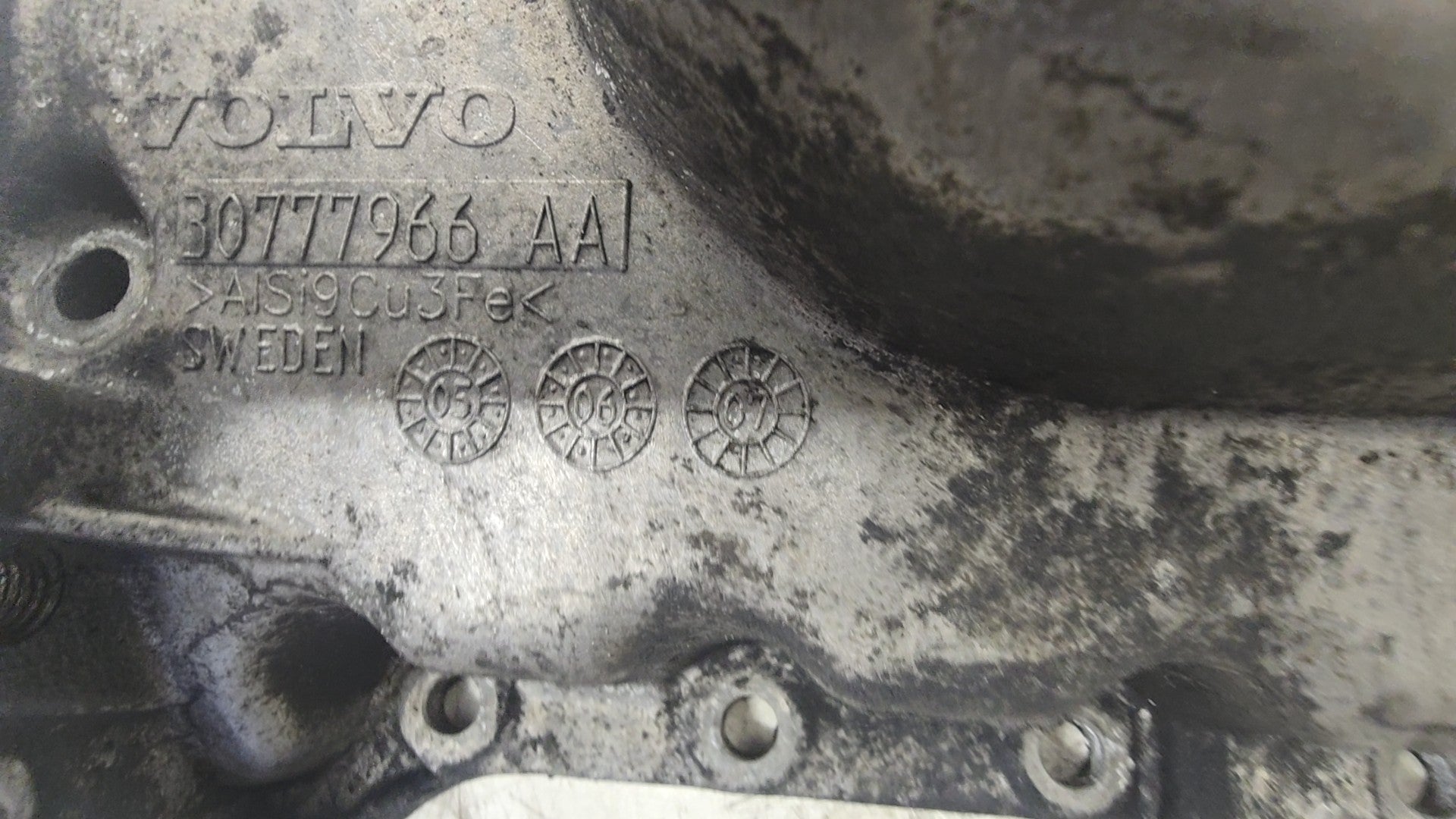 2005-2014 Volvo XC90 S60 V70 XC70 2.4 D5 Oil Sump Pan 30777966 Genuine