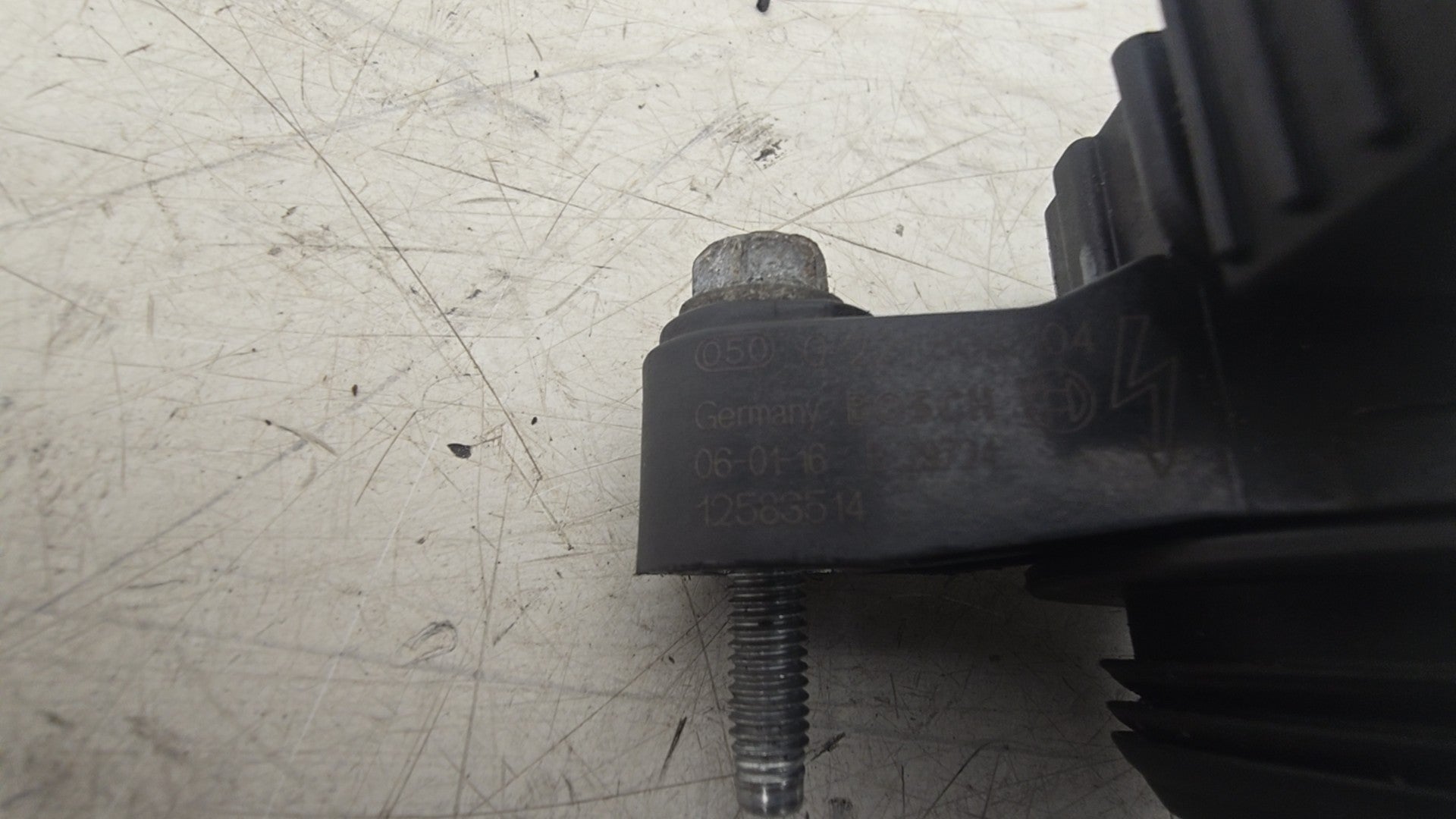 2006-2011 Saab 9-3 2.8T Coil Pack Coil-on-Plug 12583514 Genuine OE Part
