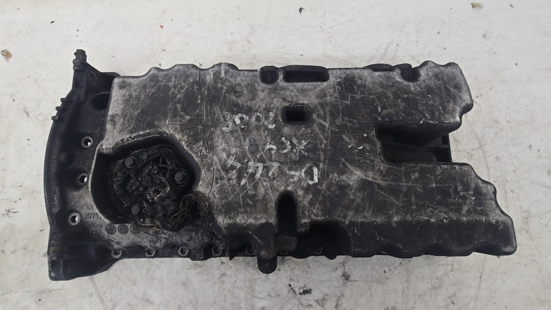 2006-2014 Volvo XC90 2.4 D5 Oil Sump Pan 30777966 D5244T — Genuine OE Part
