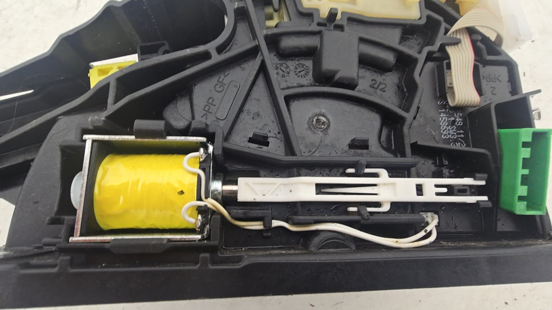 30733069 Genuine Volvo V70 Automatic Gear Selector Gearstick 2008-2013 2400cc Diesel
