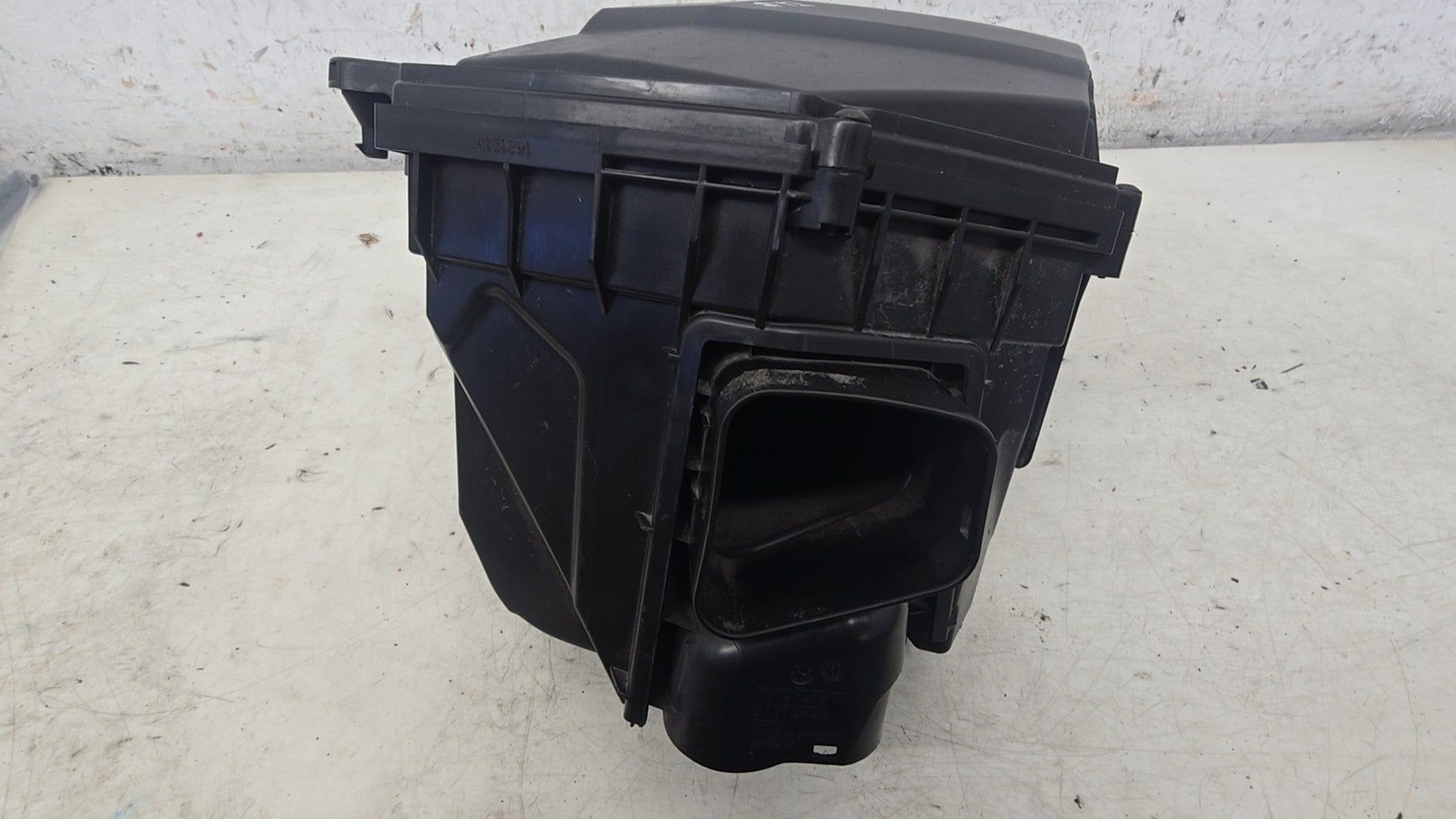 31370229 Air Filter Housing Volvo XC60 II B4 Mild Hybrid 1969cc Diesel 2015-2024