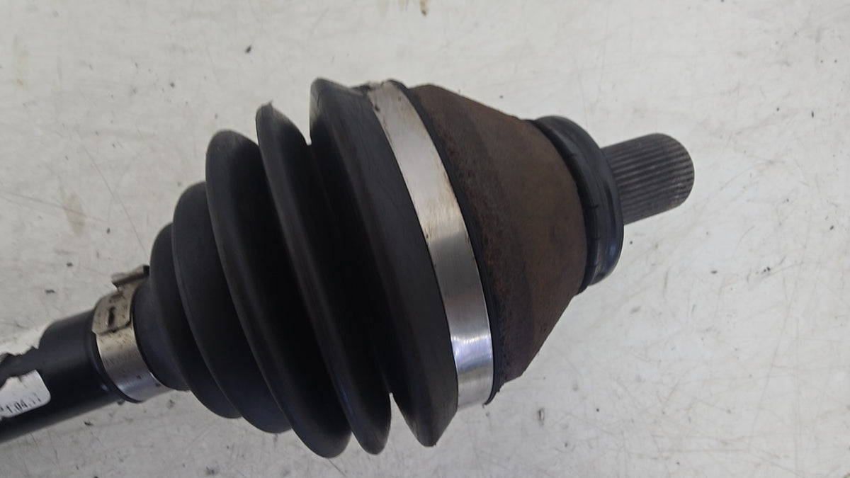 2000-2007 Volvo V70 Right Front Drive Axle 6G9N-3B436-BE 2.4D Automatic VRAC Grade A