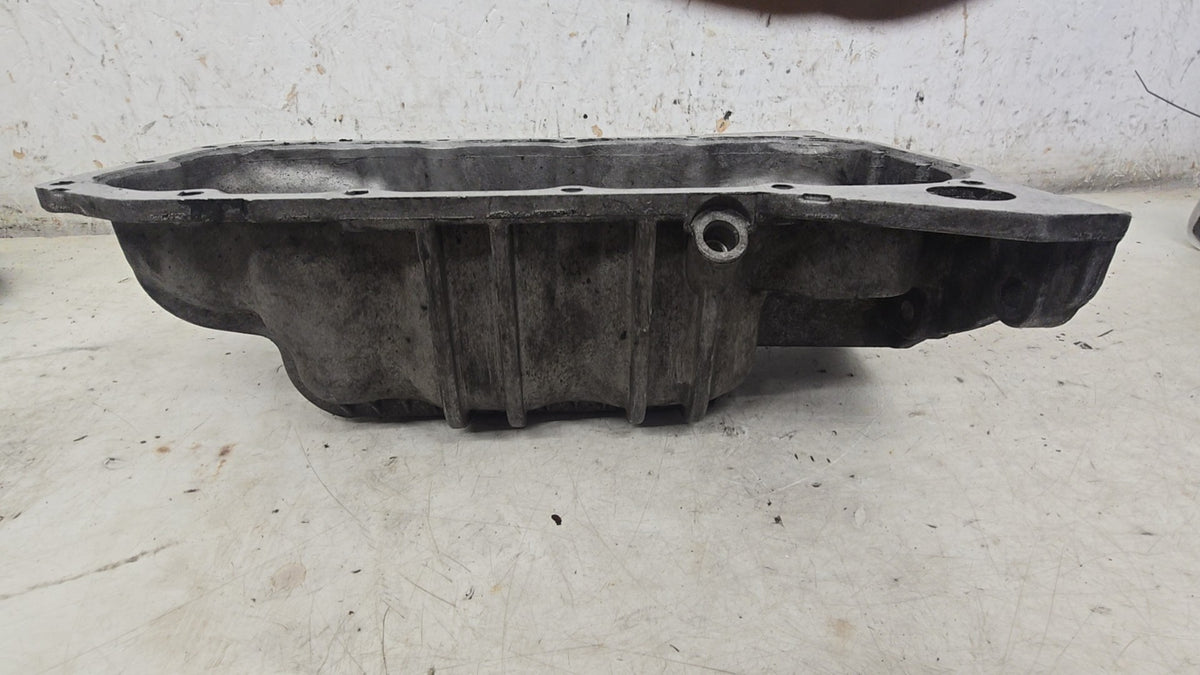 98MM6675-CB Volvo S40 Oil Pan Sump 2005-2012 B4164S3 1596cc Petrol Genuine
