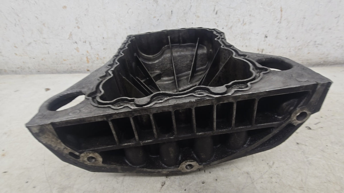 7700114034 Volvo V40 Oil Pan Sump 1870cc D4192T3 Diesel 2000-2004 — Genuine OE Part