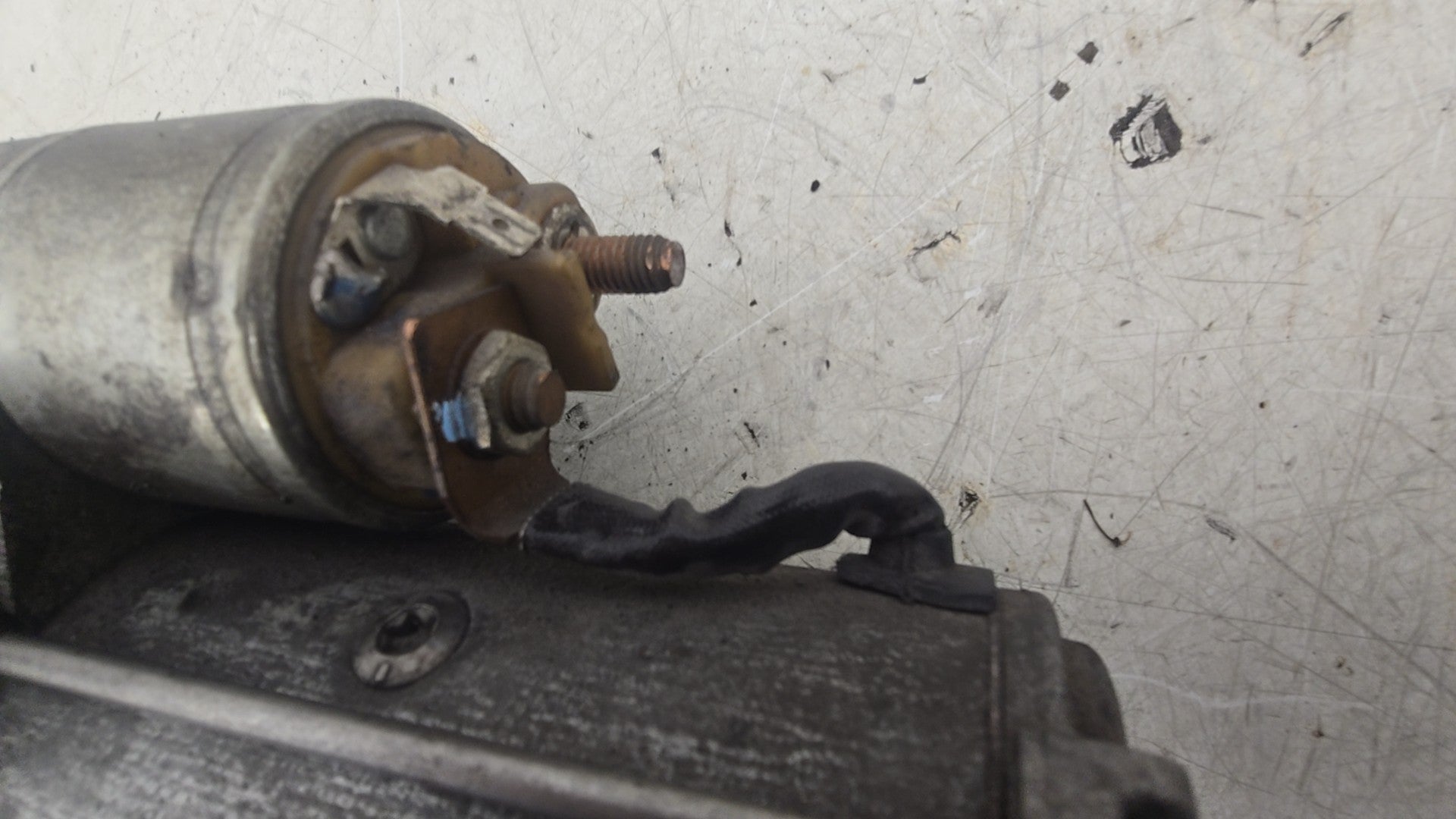 Starter Motor 30620657 Volvo V40 Estate 1870cc Diesel D4192T3 Manual 2000-2004 — VS Breakers