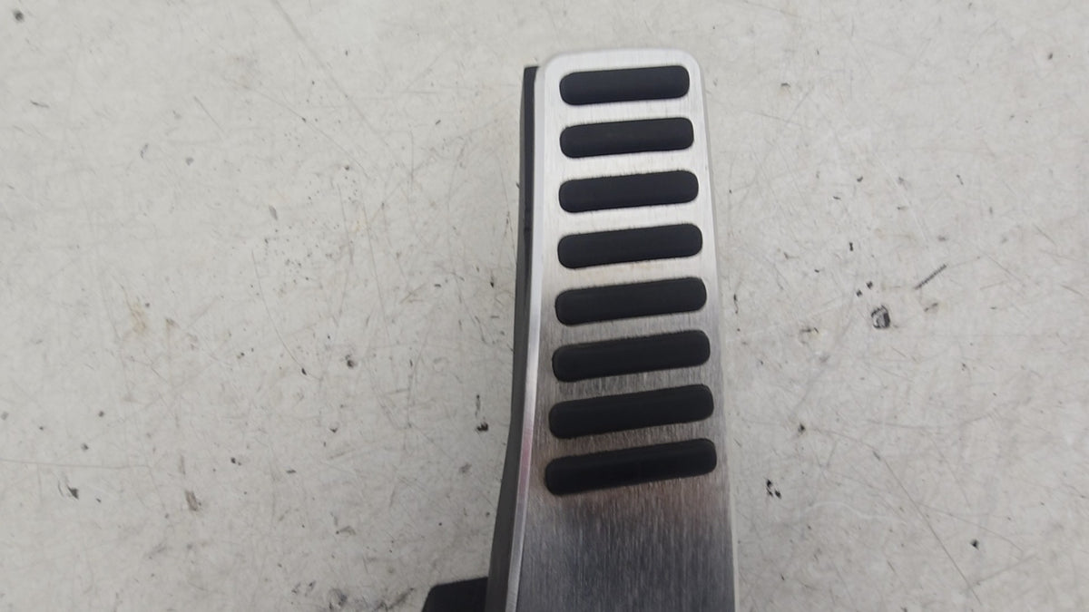 32269125 Genuine Volvo XC60 II V60 Electronic Accelerator Pedal 2017–2026 RHD Diesel Automatic