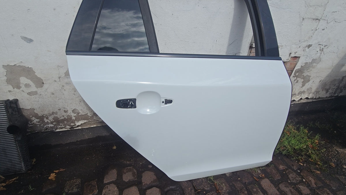 2010-2018 Volvo V60 Rear Right Driver Side Door White Stock Ref 10473 — 2400cc Diesel