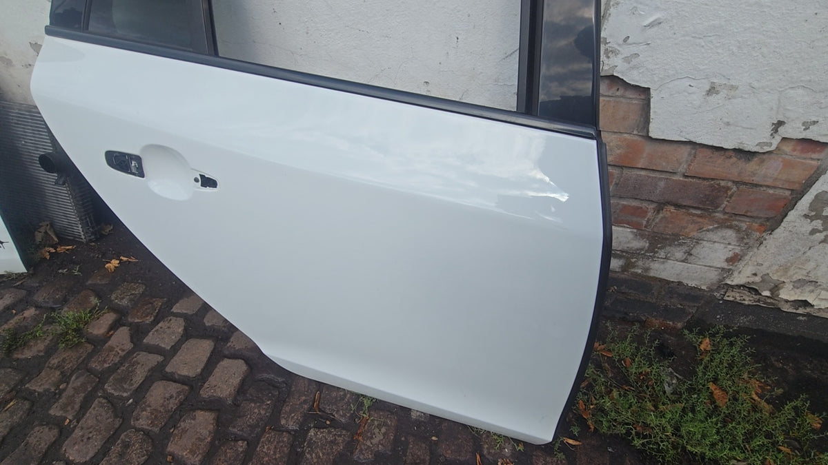 2010-2018 Volvo V60 Rear Right Driver Side Door White Stock Ref 10473 — 2400cc Diesel