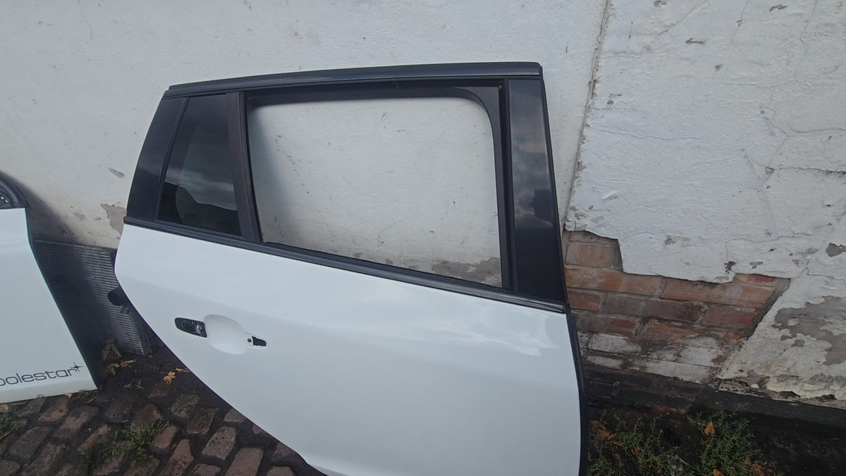 2010-2018 Volvo V60 Rear Right Driver Side Door White Stock Ref 10473 — 2400cc Diesel
