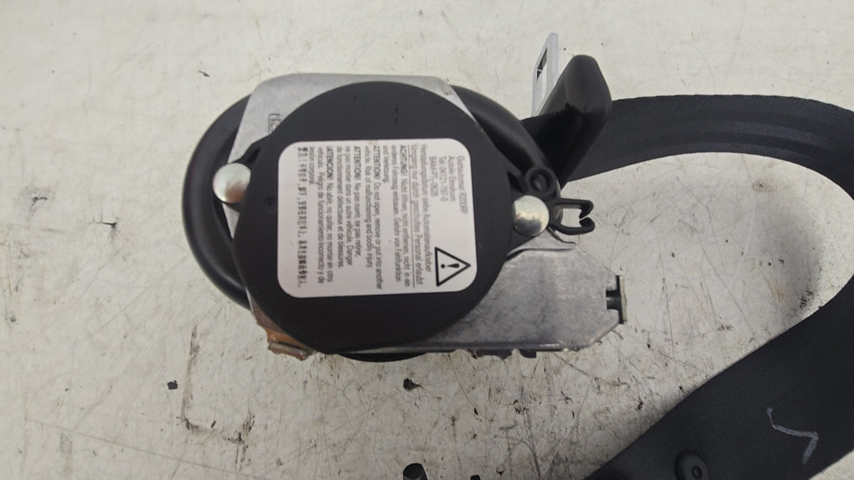 39825739 Volvo XC90 Rear Right Seat Belt 2015-2030 Genuine — VS Breakers Nottingham