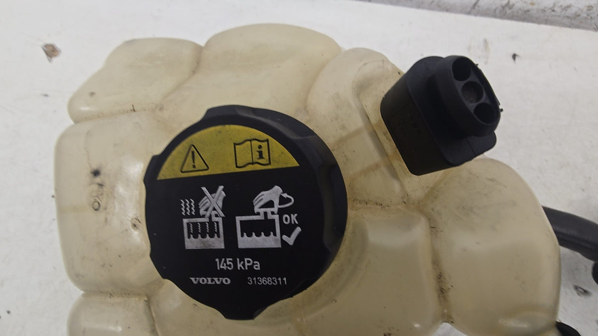 31465682 Volvo XC90 Coolant Expansion Tank 2015-2025 1969cc Diesel Genuine VRAC Grade A