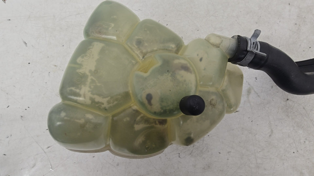 31465682 Volvo XC90 Coolant Expansion Tank 2015-2025 1969cc Diesel Genuine VRAC Grade A