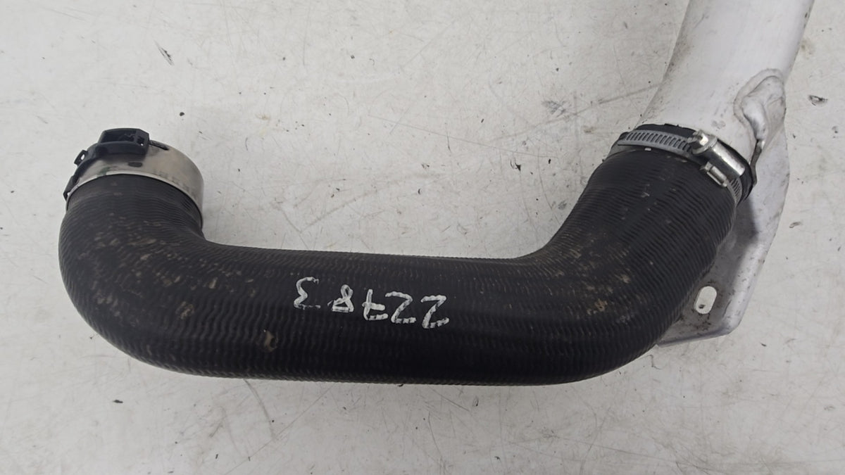2014-2019 Volvo V40 Hatchback Intercooler Pipe & Boost Hose Set 31657732 Genuine Diesel Automatic