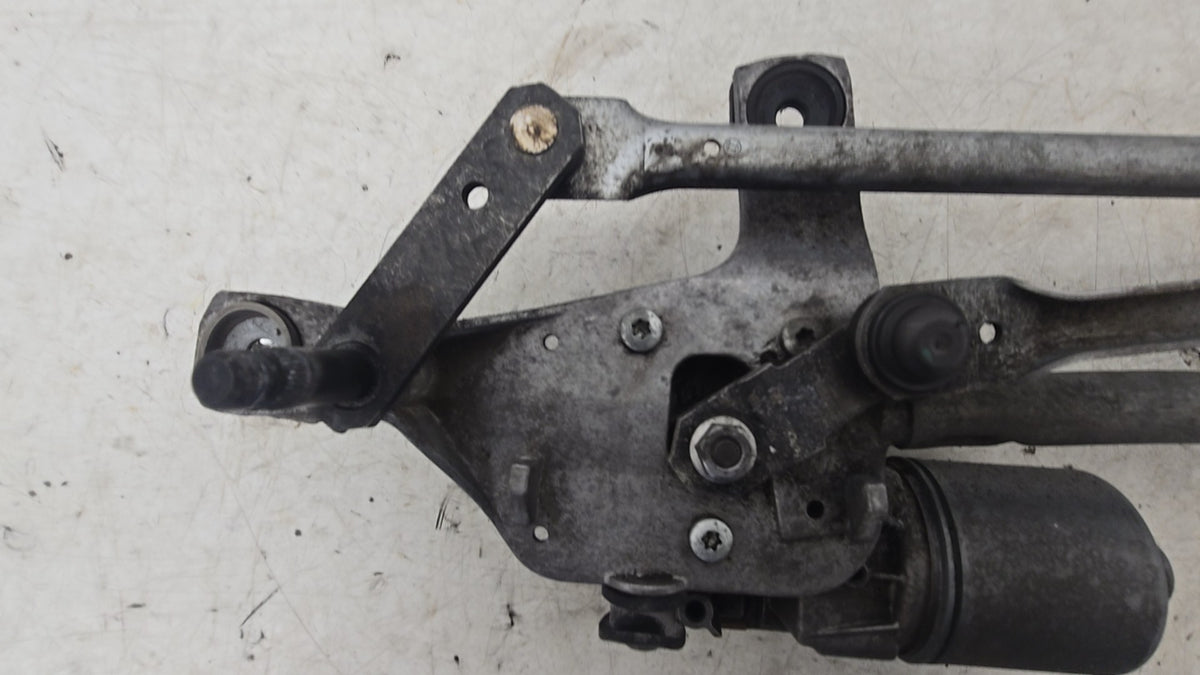 Volvo S60 II Front Wiper Motor Linkage 30753494 — Genuine, RHD, 2009–2018
