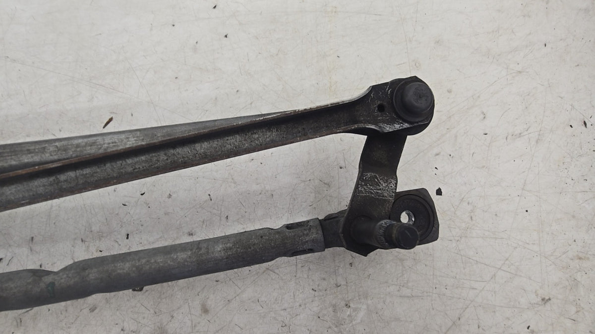 Volvo S60 II Front Wiper Motor Linkage 30753494 — Genuine, RHD, 2009–2018