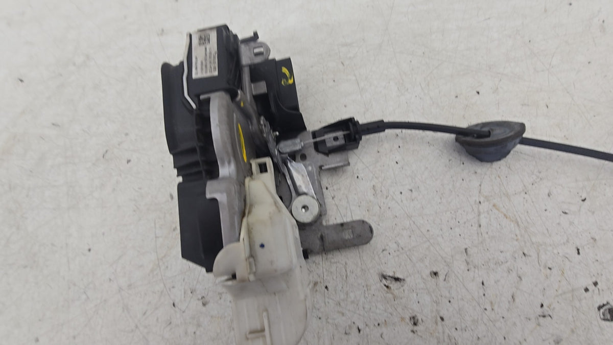 31391825 Volvo V40 Front Right Door Lock Mechanism 2013-2019 Genuine Hatchback 525 526