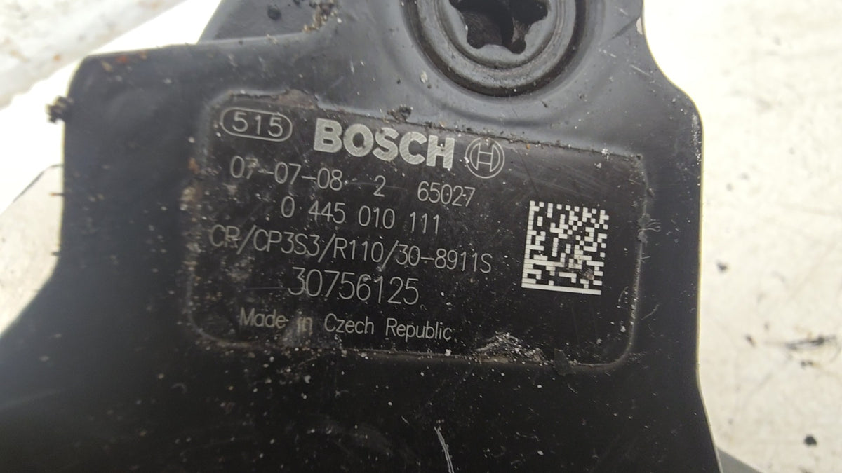 0445010111 High Pressure Diesel Pump Volvo V50 D5244T 2007-2010 — 30756125 / 31303475