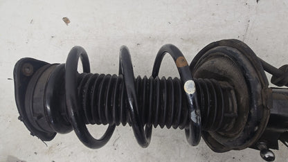 2012-2019 Volvo V40 Hatchback Front Left Passenger Suspension Assembly Stock Ref 10725 — Genuine Part