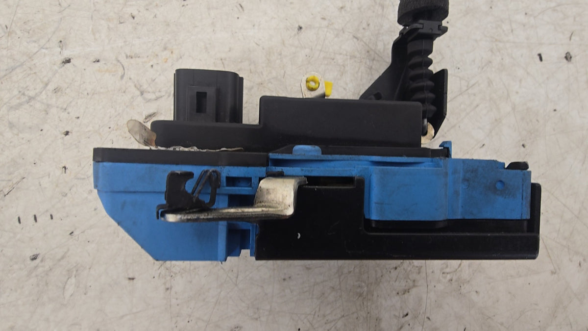 2005-2008 Volvo V70 Front Right Door Lock Actuator 30699747 Genuine 2400cc Diesel