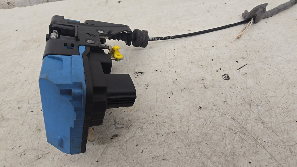 2005-2008 Volvo V70 Front Right Door Lock Actuator 30699747 Genuine 2400cc Diesel