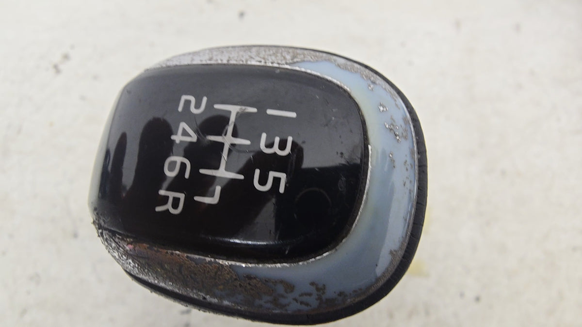 31367579 Genuine Volvo V40 Mk2 Gear Stick Selector 2014-2019 1969cc Diesel Manual