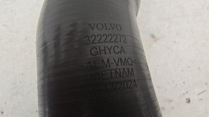 31657738 Volvo V40 Hatchback Intercooler Pipe Boost Hose 2017–2026 D4204T13 D4204T8 Genuine