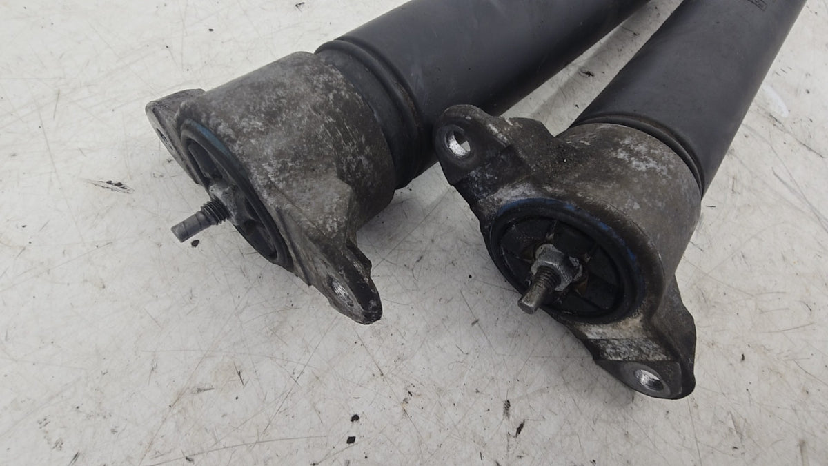 2012-2016 Volvo V40 Hatchback Rear Shock Absorbers Pair 31451024 Genuine Diesel Automatic